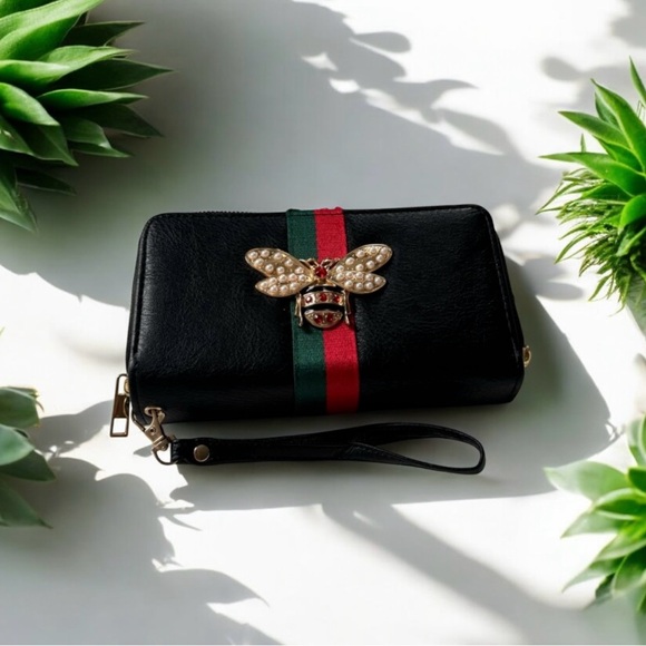 FREE 🆕Queen Bee Black Double Wallet - Picture 1 of 14